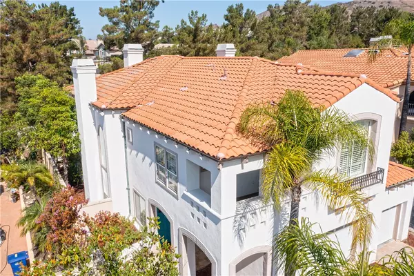 Lake Forest, CA 92610,5 Encinal