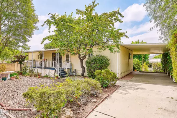 Newbury Park, CA 91320,10 La Lomita 0