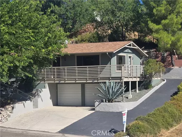 325 Fairview LN, Paso Robles, CA 93446