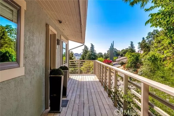 Paso Robles, CA 93446,325 Fairview LN