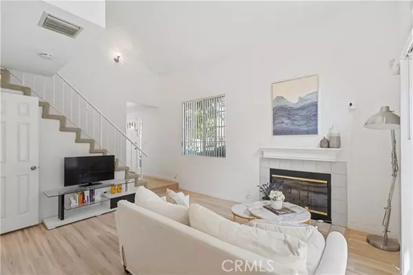 Alhambra, CA 91801,806 W Commonwealth AVE