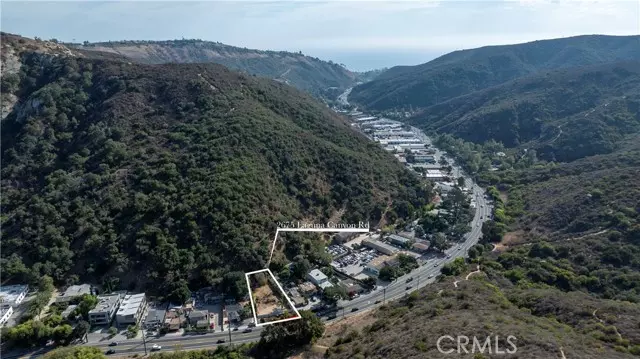 Laguna Beach, CA 92651,2675 Laguna Canyon RD