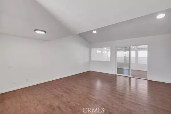 Oceanside, CA 92057,3760 Vista Campana 76