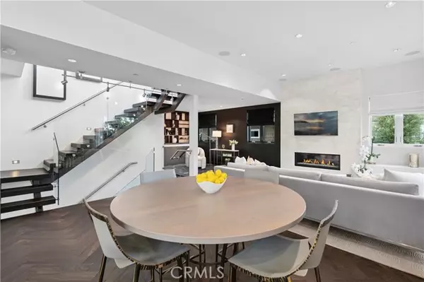 Corona Del Mar, CA 92625,3731 5th AVE