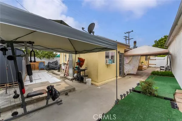 Bell Gardens, CA 90201,6408 Perry RD