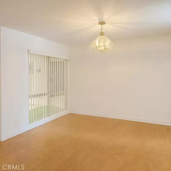 Encino, CA 91316,5301 Balboa BLD E11