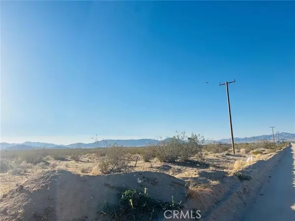 Lucerne Valley, CA 92356,9 Midway Ave