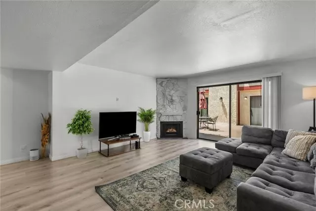 North Hollywood, CA 91601,11274 Morrison ST 2