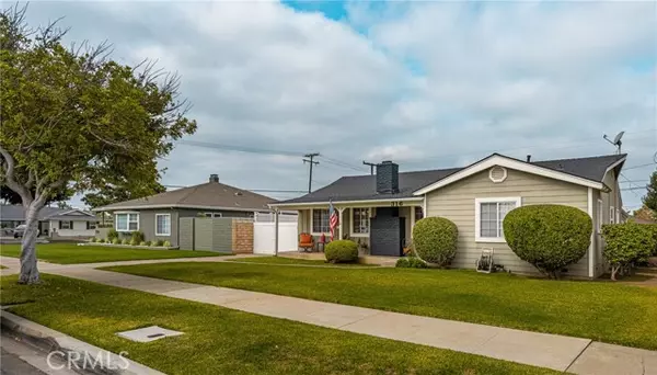 Orange, CA 92866,316 N Shattuck PL