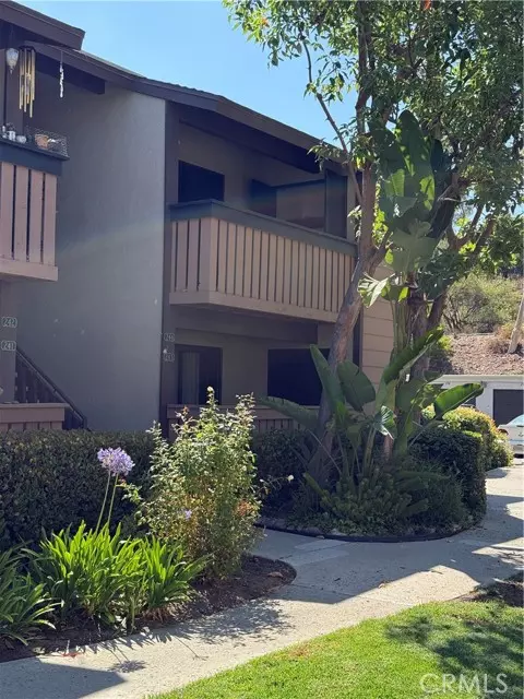 20702 El Toro RD 244, Lake Forest, CA 92630