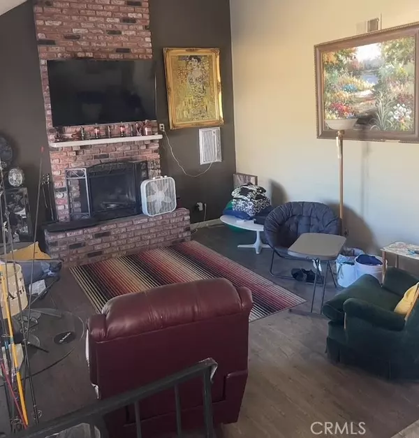 Victorville, CA 92395,13395 Driftwood DR