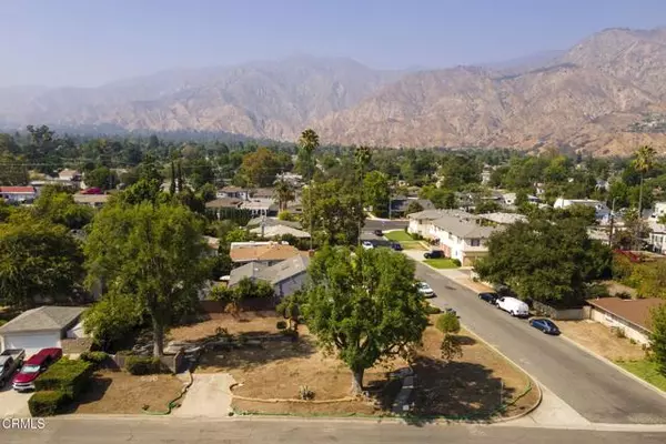 Pasadena, CA 91104,2305 Galbreth RD
