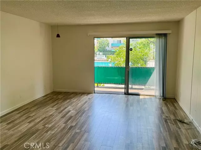 5460 White Oak AVE A112, Encino, CA 91316