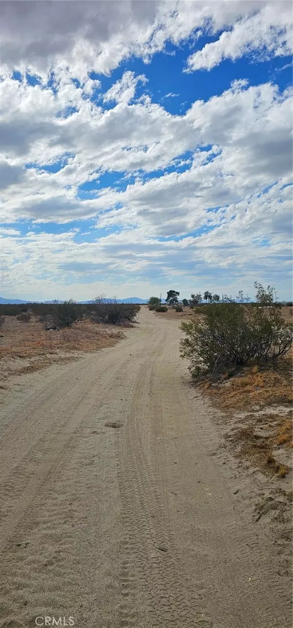 Palmdale, CA 93591,0 E 187th Street East Avenue S-8