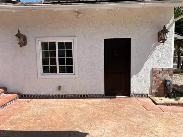 San Fernando, CA 91340,12826 Bromont AVE