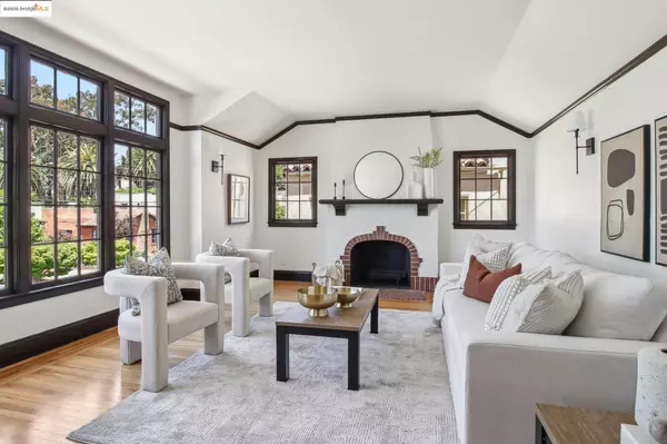 2900 Sheffield Ave, Oakland, CA 94602