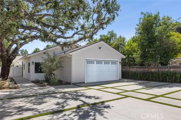 21824 Cohasset ST, Canoga Park, CA 91303