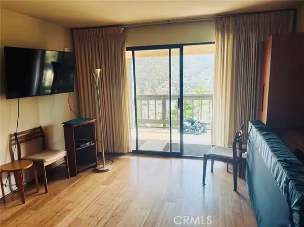 Avalon, CA 90704,113 Tremont ST