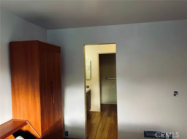 Avalon, CA 90704,113 Tremont ST