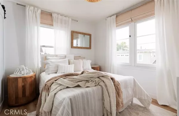 Laguna Beach, CA 92651,31632 2nd AVE