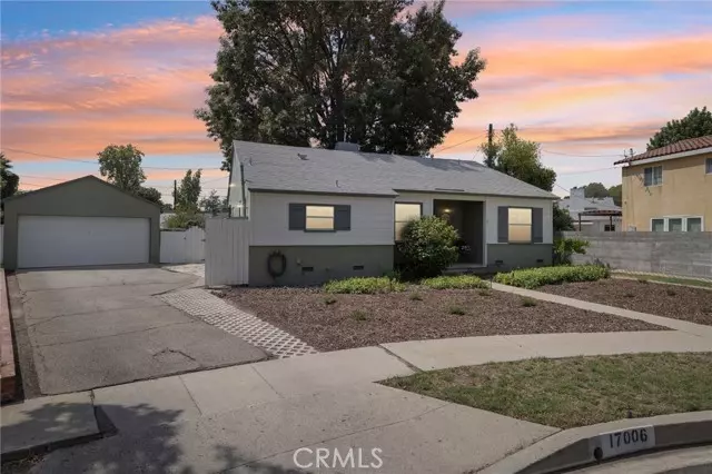 17006 Cantara ST, Lake Balboa, CA 91406