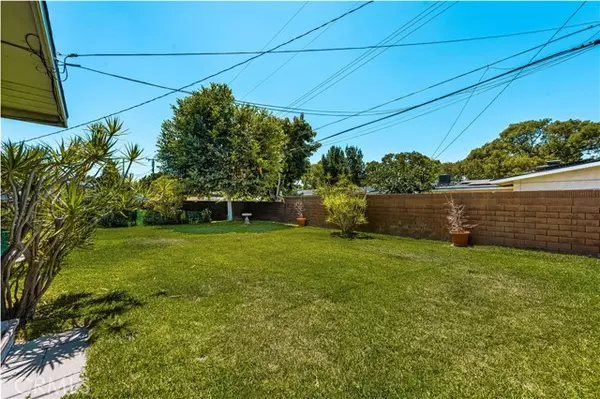 Santa Ana, CA 92701,926 Mabury ST