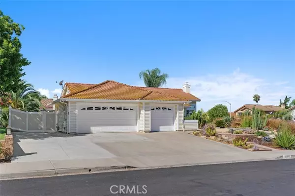 Murrieta, CA 92563,25382 Blackthorne DR