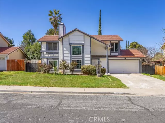 37707 Dixie DR, Palmdale, CA 93550