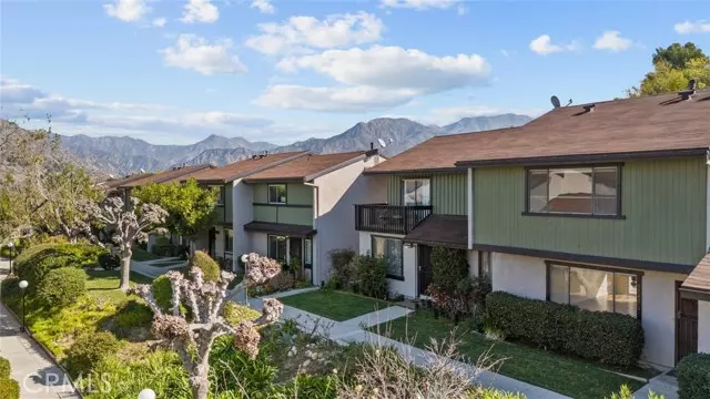 8740 Wyngate ST 1/4, Sunland, CA 91040