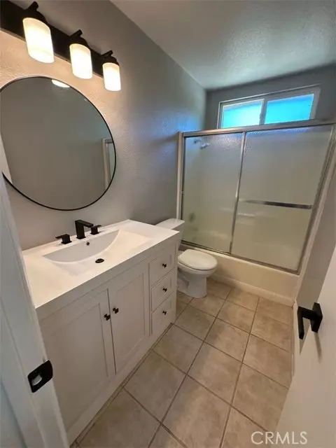 Moreno Valley, CA 92553,25127 Yucca DR