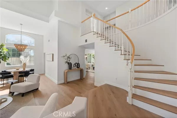 San Diego, CA 92128,13737 Esprit AVE