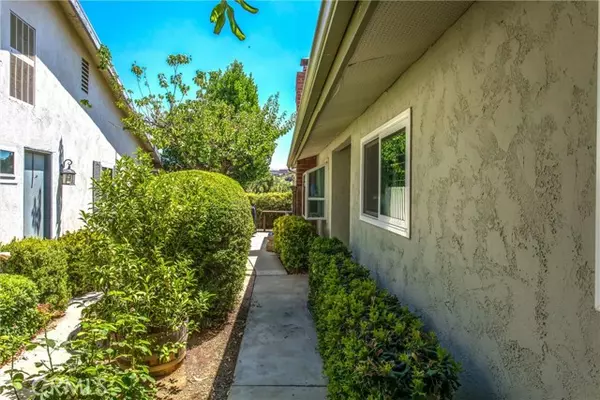 Calimesa, CA 92320,199 Summit View DR E