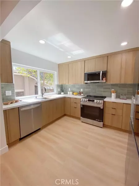 6577 E Camino Vista 6, Anaheim Hills, CA 92807