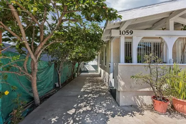 Los Angeles, CA 90038,1059 N Wilton PL