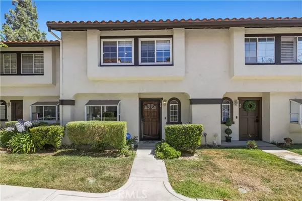 5602 Las Virgenes RD 79, Calabasas, CA 91302