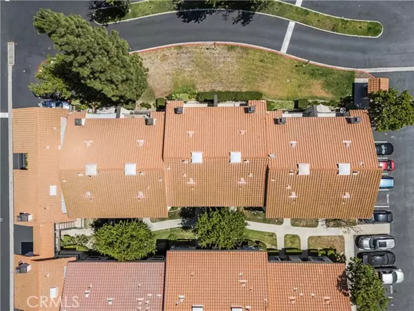 Calabasas, CA 91302,5602 Las Virgenes RD 79