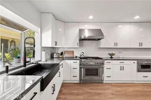 Calabasas, CA 91302,5602 Las Virgenes RD 79