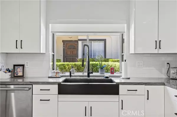 Calabasas, CA 91302,5602 Las Virgenes RD 79