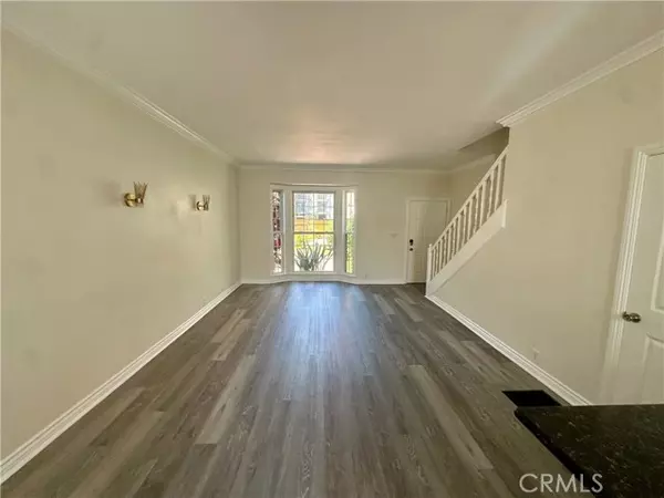 Los Angeles, CA 90028,1760 N Las Palmas AVE