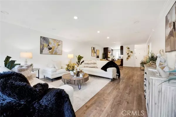 Glendale, CA 91208,1935 Alpha RD 112