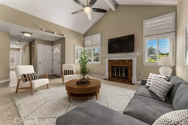 Anaheim, CA 92807,5760 E Hudson Bay DR
