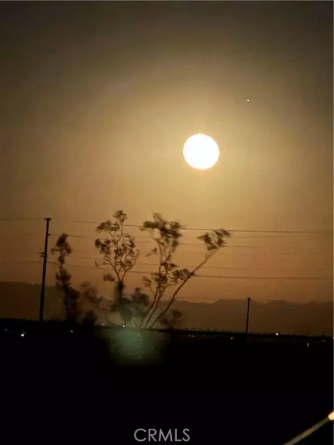 Twentynine Palms, CA 92277,0 White Sands DR