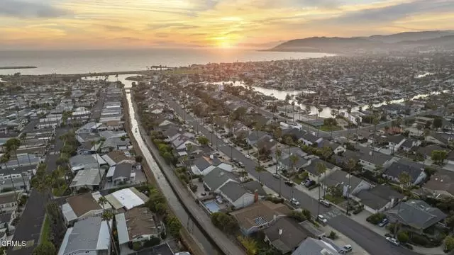 1236 Seafarer ST, Ventura, CA 93001