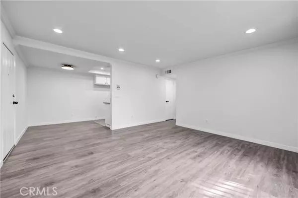 Glendale, CA 91203,408 Burchett ST 5