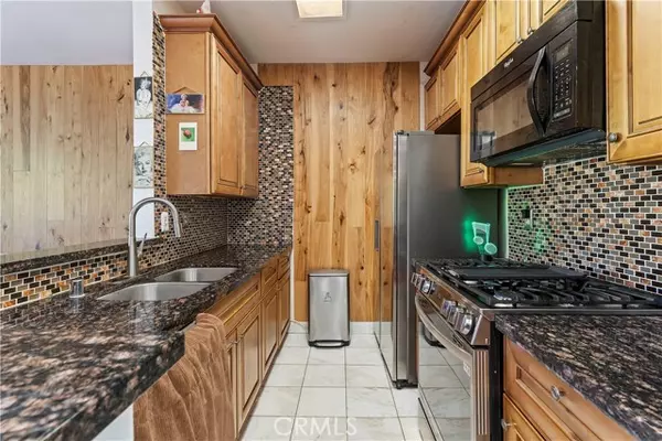 13903 Sherman WAY 14, Van Nuys, CA 91405
