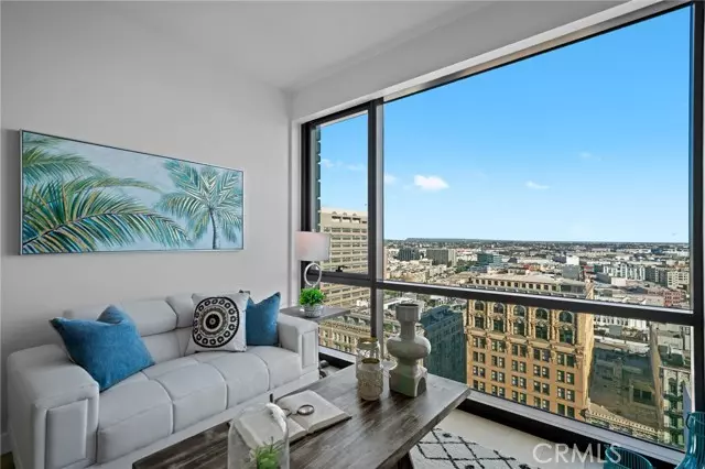 Los Angeles, CA 90013,400 S Broadway 2101