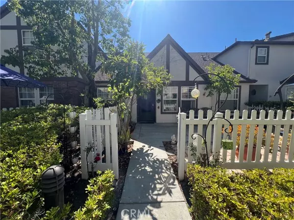 23 Three Vines CT, Ladera Ranch, CA 92694