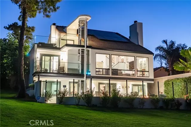 4520 Park Cordero, Calabasas, CA 91302