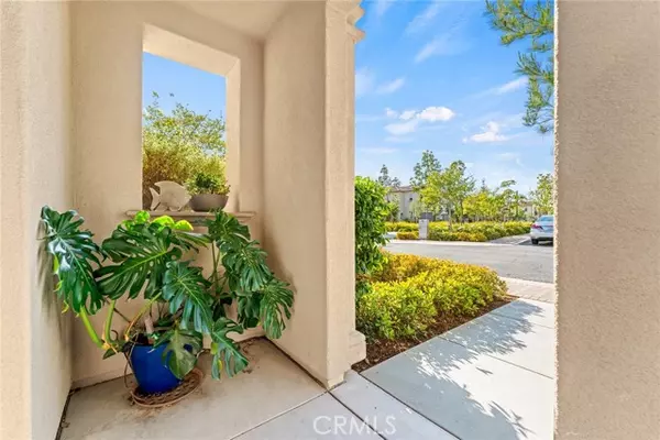 Irvine, CA 92618,227 Gaspar