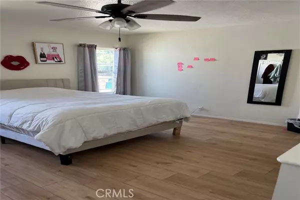 Bakersfield, CA 93308,216 Bedford WAY